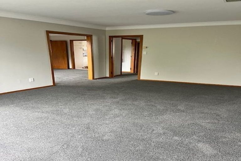 Photo of property in 180 Matai Road, Raumati Beach, Paraparaumu, 5032