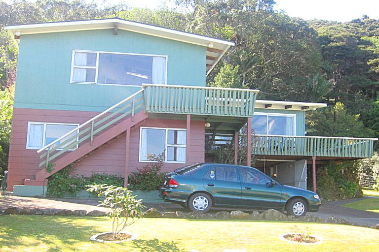 Photo of property in 15 Haddon Crescent, Whitianga, 3510