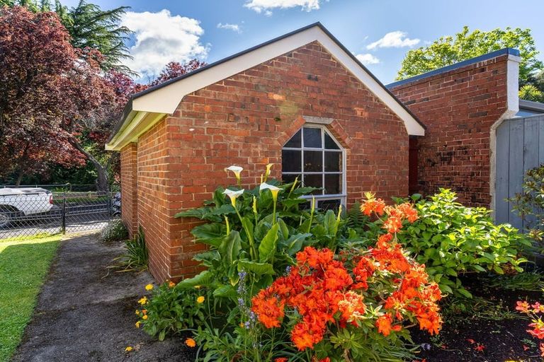 Photo of property in 4 Willowbank, North Dunedin, Dunedin, 9016