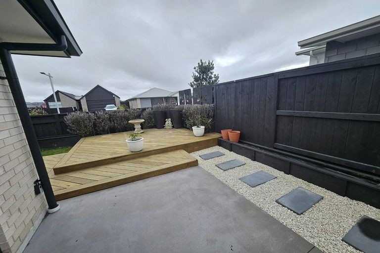 Photo of property in 2 Tiria Drive, Papamoa Beach, Papamoa, 3118
