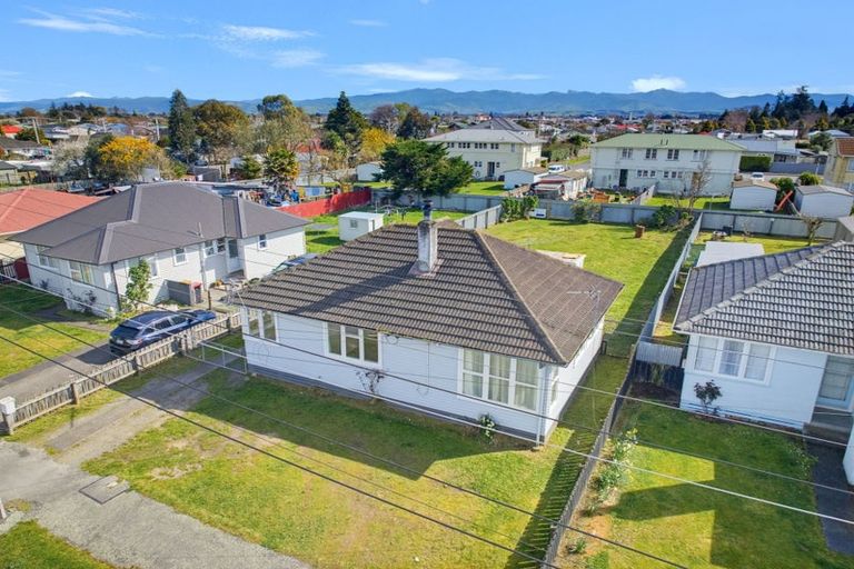 Photo of property in 15 Cameron Crescent, Masterton, 5810