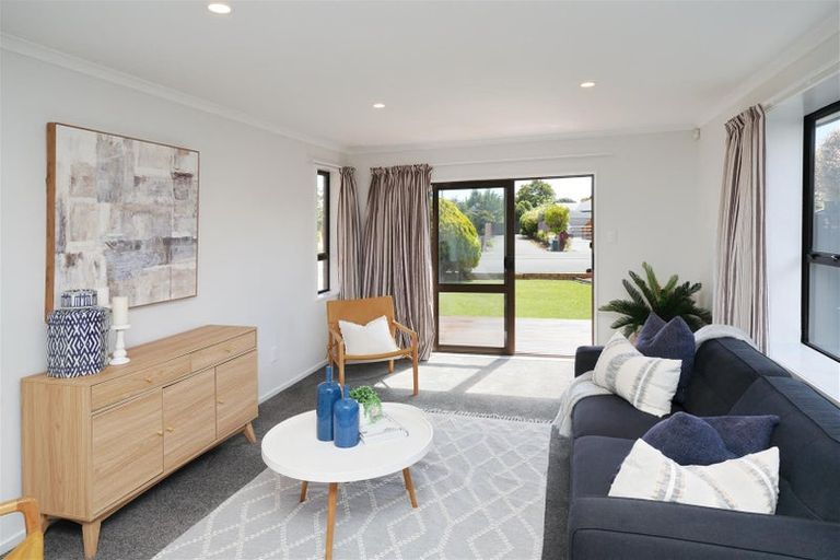 Photo of property in 2/49 Cowes Street, Avondale, Christchurch, 8061
