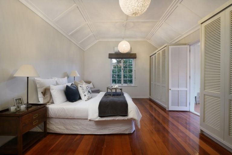 Photo of property in 256 Lake Road, Hauraki, Auckland, 0622