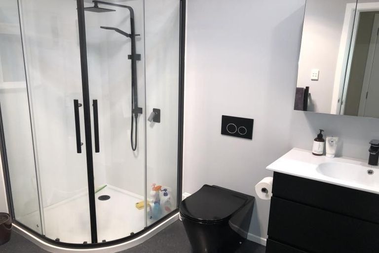 Photo of property in 32 Logie Street, Stokes Valley, Lower Hutt, 5019