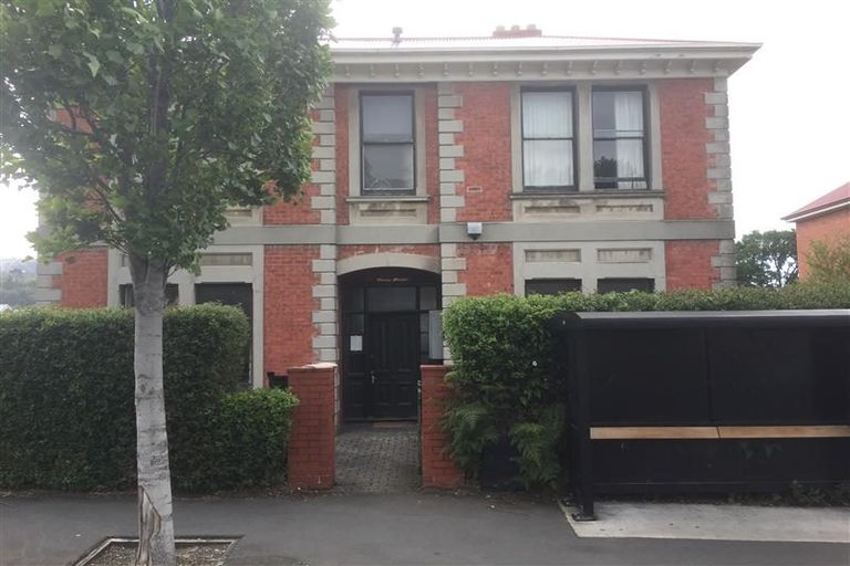 Photo of property in 798 George Street, North Dunedin, Dunedin, 9016