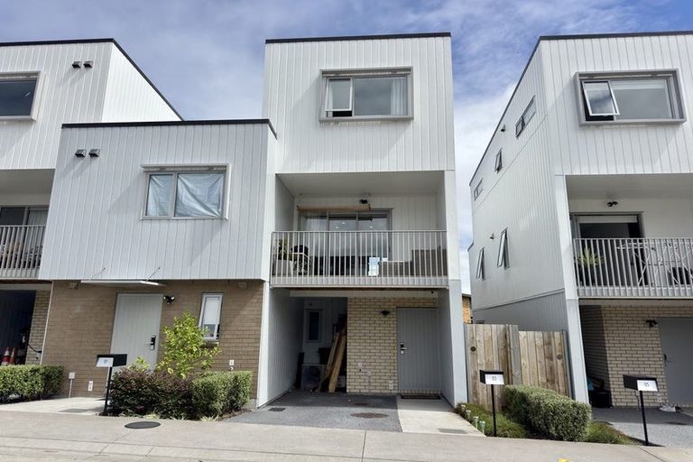 Photo of property in 123 Ngae Place, Mangere East, Auckland, 2024