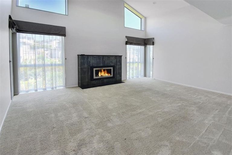 Photo of property in 9 Moko Lane, Greenhithe, Auckland, 0632