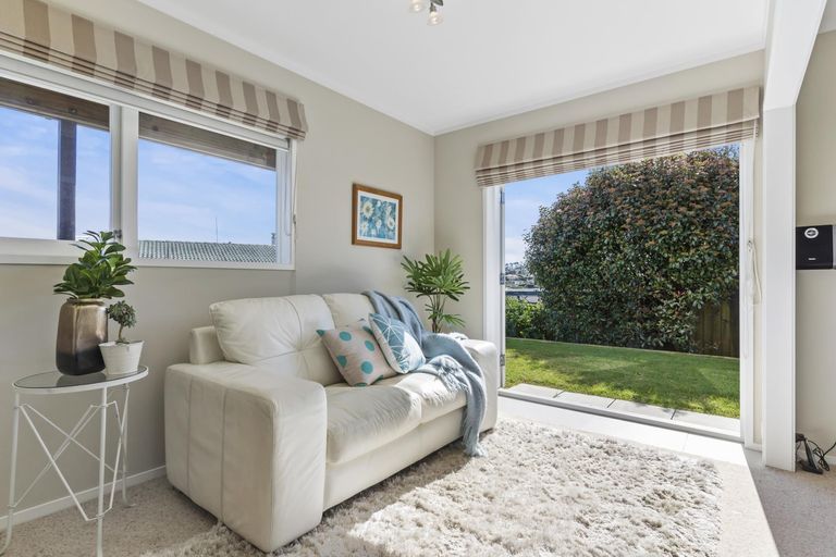 Photo of property in 73 O'halloran Road, Howick, Auckland, 2014