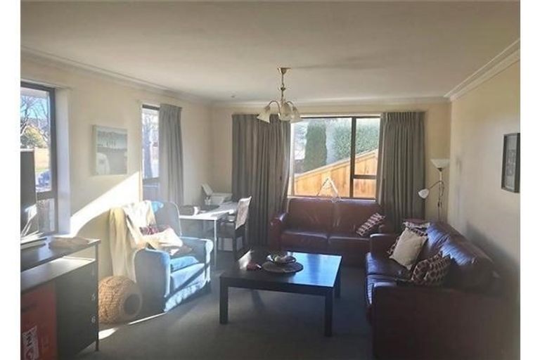 Photo of property in 1/90 Merrin Street, Avonhead, Christchurch, 8042