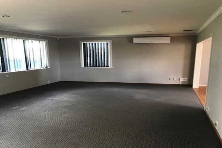 Photo of property in 6 Larnach Street, St Andrews, Hamilton, 3200