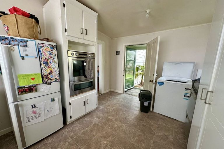 Photo of property in 164 Molesworth Street, New Plymouth, 4312
