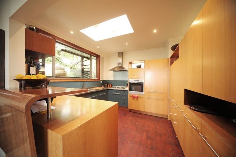 Photo of property in 44 Highbury Road, Highbury, Wellington, 6012