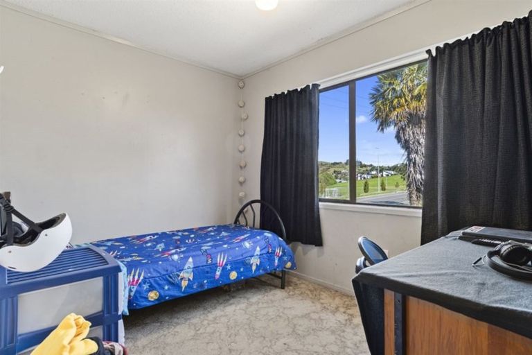 Photo of property in 56 Kaitemako Road, Welcome Bay, Tauranga, 3112