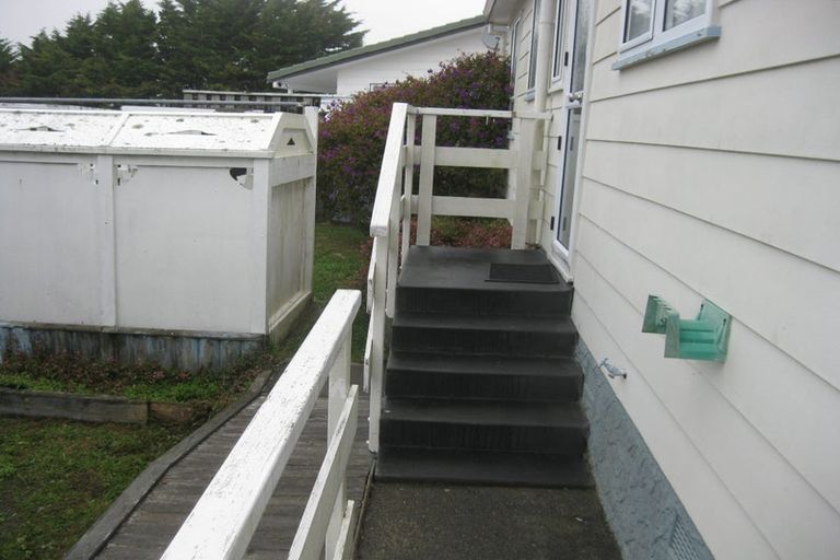 Photo of property in 72a Guadeloupe Crescent, Grenada Village, Wellington, 6037