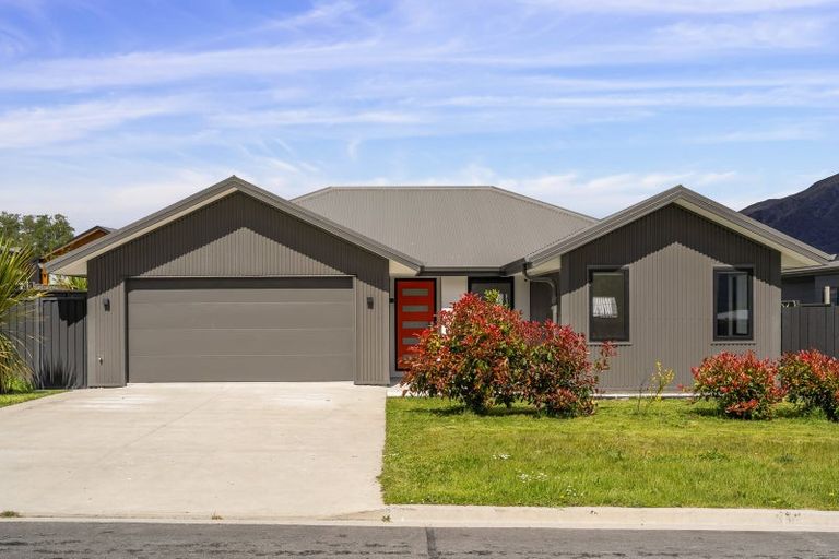 Photo of property in Lakefield Estate, 80 Kent Street, Kingston, 9793