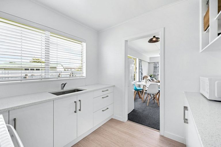 Photo of property in 8b Barraud Street, Avalon, Lower Hutt, 5011