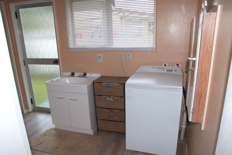 Photo of property in 16 Maria Place, Turangi, 3334