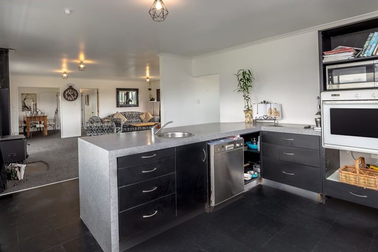 Photo of property in 90 Settlement Road, Morison Bush, Greytown, 5794