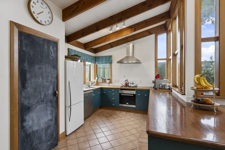 Photo of property in 3 Newman Terrace, Thorndon, Wellington, 6011