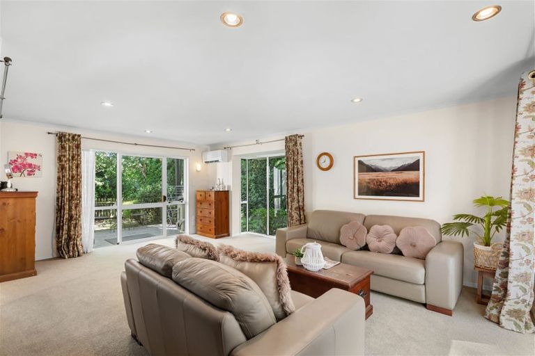 Photo of property in 12 Cephas Close, Sockburn, Christchurch, 8042