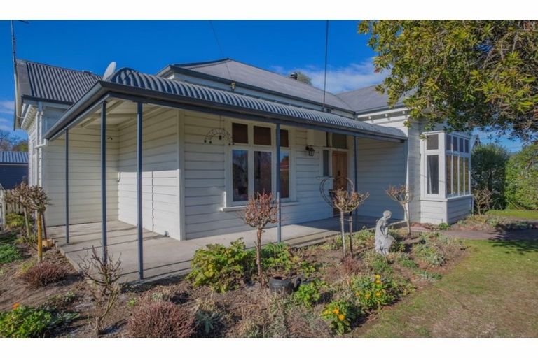 Photo of property in 28 Davie Street, Temuka, 7920