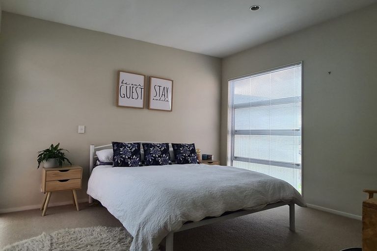 Photo of property in 34a Erlestoke Crescent, Churton Park, Wellington, 6037