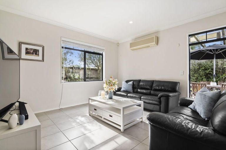 Photo of property in 29 Laurel Oak Drive, Schnapper Rock, Auckland, 0632