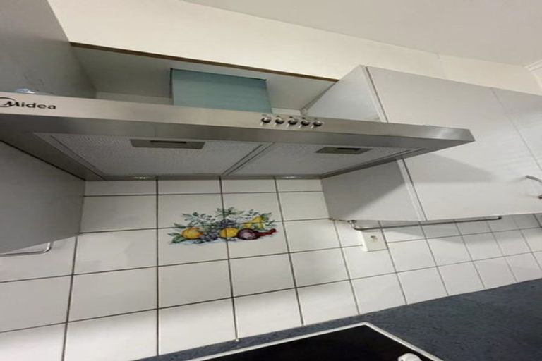Photo of property in 26 Pinedale Place, Henderson, Auckland, 0610