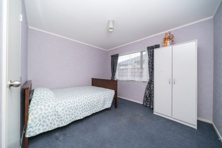 Photo of property in 11 Aspen Way, Kelvin Grove, Palmerston North, 4414