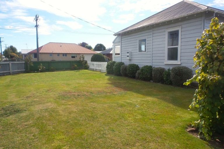 Photo of property in 12 Ewen Road, Temuka, 7920