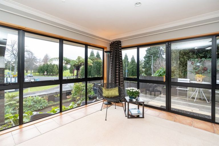 Photo of property in 155a Lake Crescent, Hamilton Lake, Hamilton, 3204