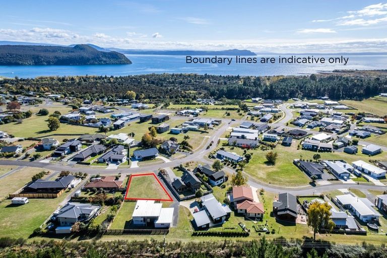 Photo of property in 105 Kahotea Drive, Motuoapa, 3382