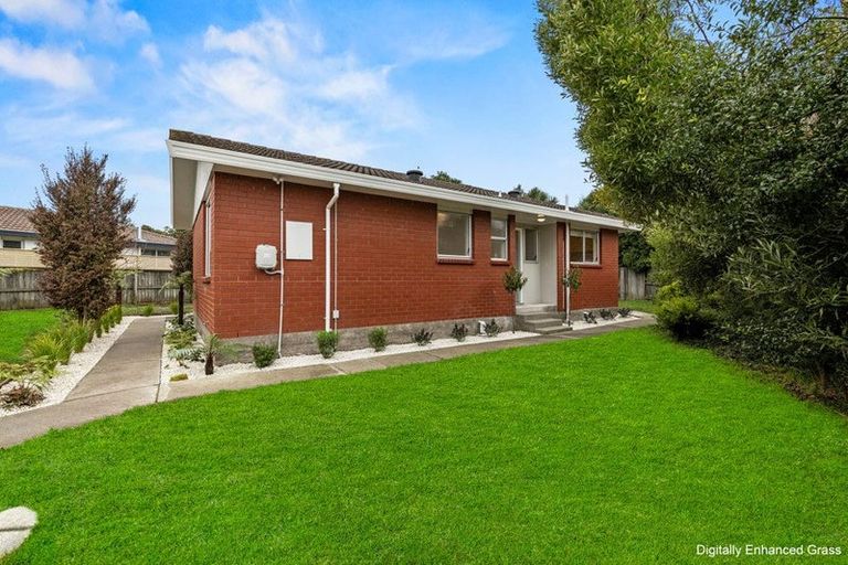 Photo of property in 60 Orrick Crescent, Avondale, Christchurch, 8061