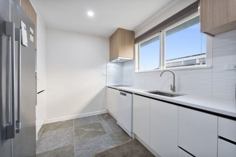 Photo of property in 49 Spence Road, Henderson, Auckland, 0612