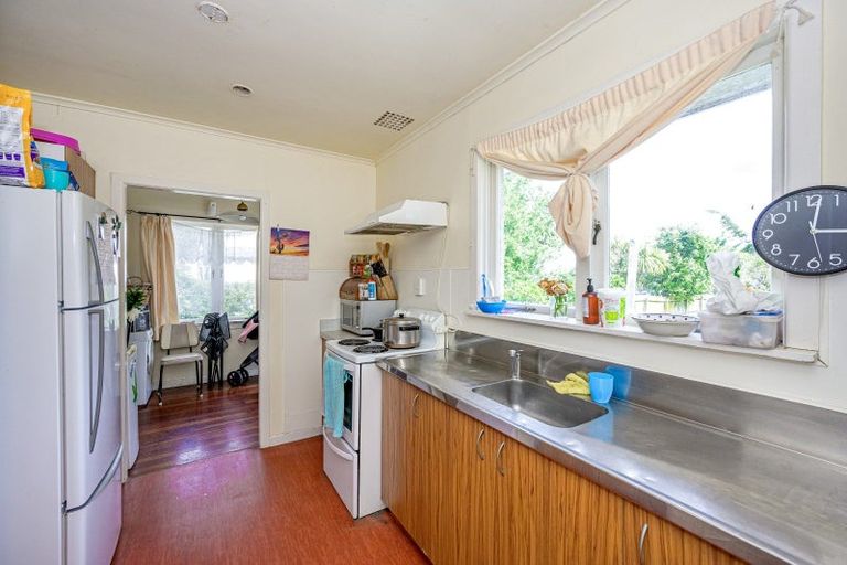 Photo of property in 4104 Great North Road, Glen Eden, Auckland, 0602