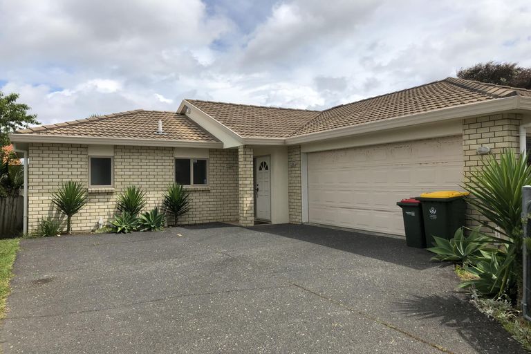 Photo of property in 2/700 Chapel Road, Dannemora, Auckland, 2016