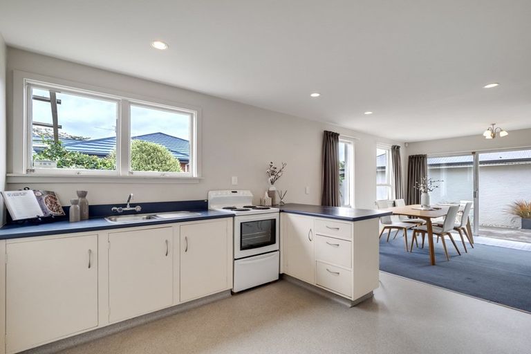 Photo of property in 73a Somerfield Street, Somerfield, Christchurch, 8024