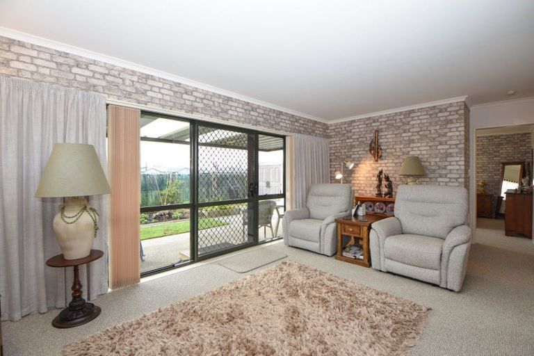 Photo of property in Villa Estate, 27/55 Armstrong Avenue, Carterton, 5713