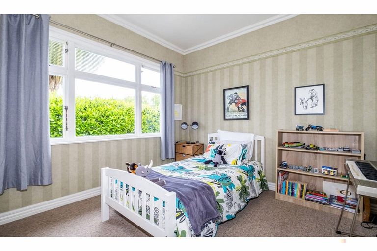 Photo of property in 143 Talbot Street, Geraldine, 7930