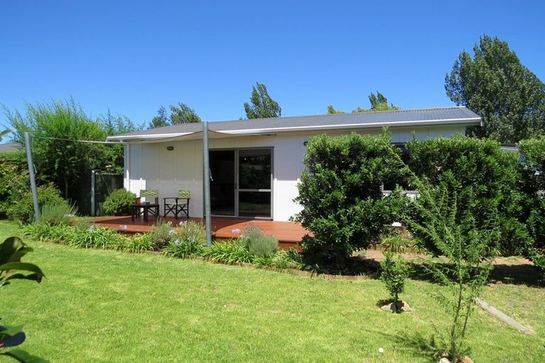 Photo of property in 8 Victoria Street, Coromandel, 3506