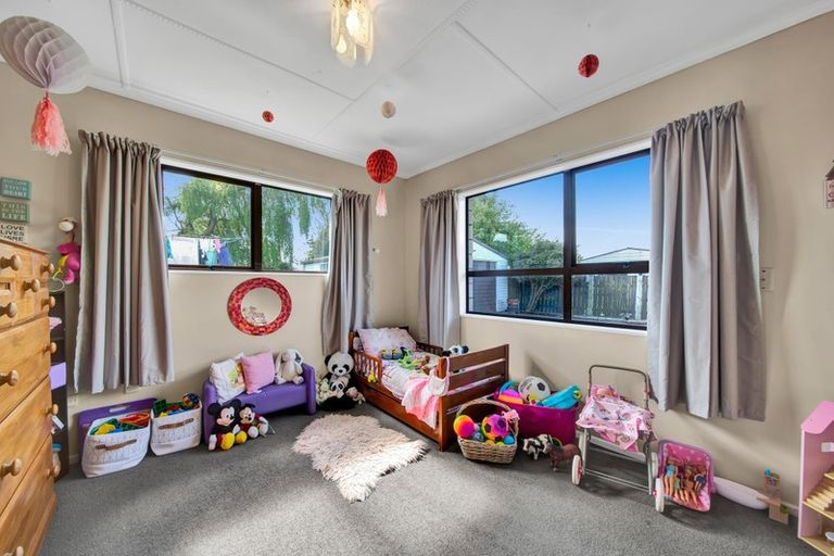 Photo of property in 10 Fitzroy Street, Normanby, Hawera, 4614