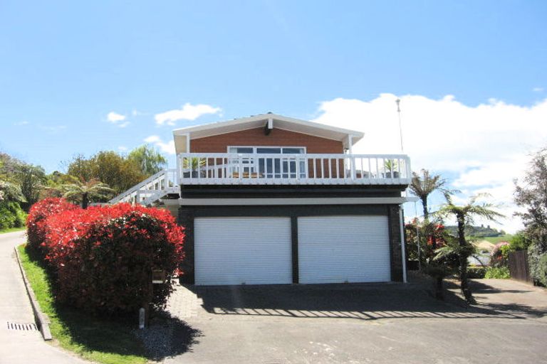 Photo of property in 1/26 Shera Street, Acacia Bay, Taupo, 3330