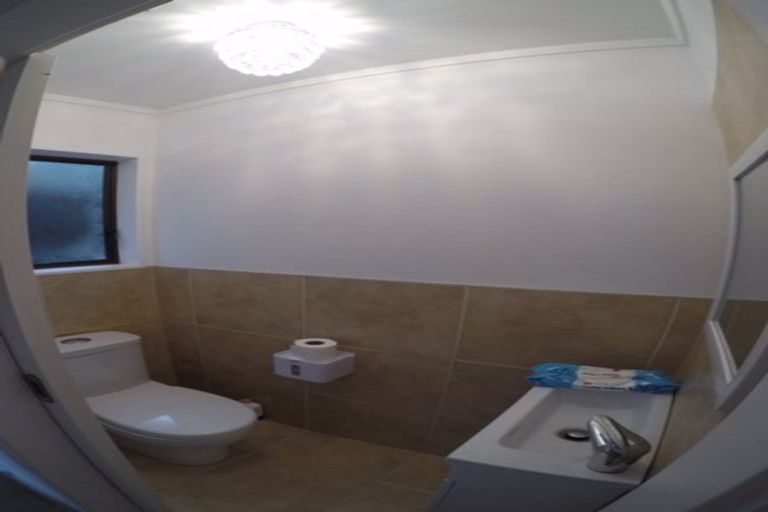 Photo of property in 1126 Whangaparaoa Road, Tindalls Beach, Whangaparaoa, 0930