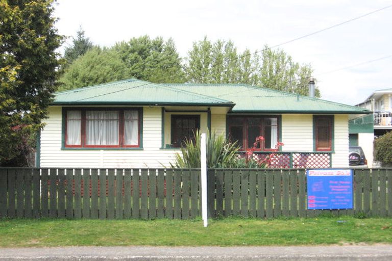 Photo of property in 110 Sunset Road, Mangakakahi, Rotorua, 3015
