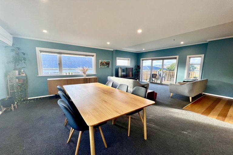 Photo of property in 11 Clifford Road, Johnsonville, Wellington, 6037