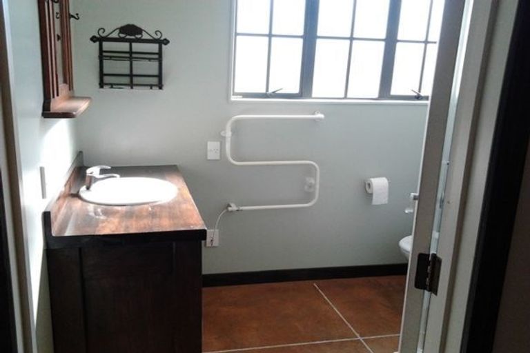 Photo of property in 21 Skerman Line, Newbury, Palmerston North, 4478