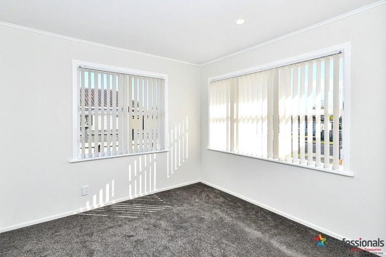 Photo of property in 22 Lyncroft Street, Mangere East, Auckland, 2024