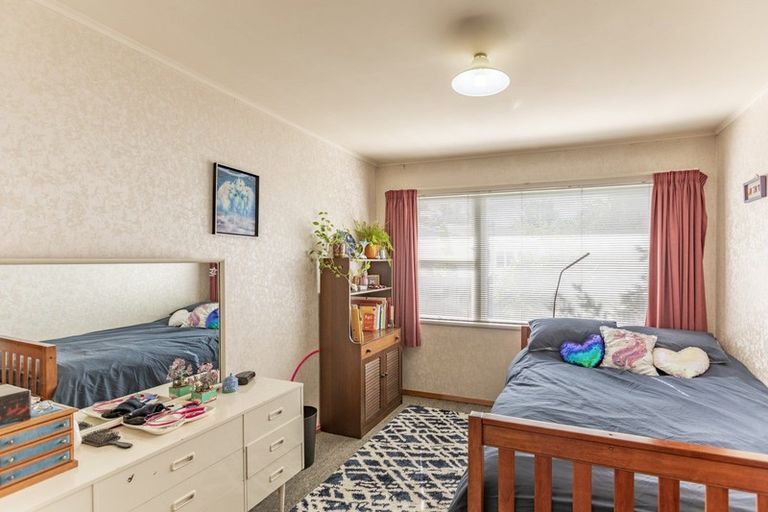 Photo of property in 3 Armour Place, Onekawa, Napier, 4110