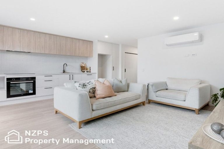 Photo of property in 1/1 Green Street, Mosgiel, 9024