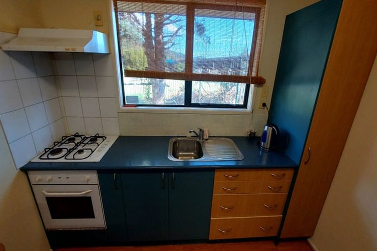 Photo of property in 27 Mary Huse Grove, Manor Park, Lower Hutt, 5019